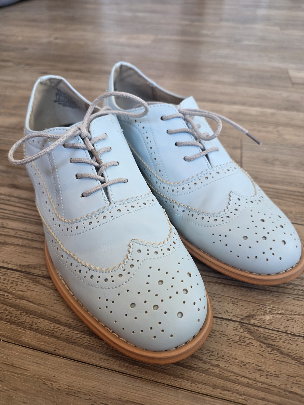 Wanted Light Blue Lace-Up Wingtip Brogues with Tan Interior